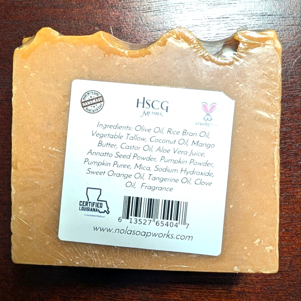 Handcrafted soap bar bundle - Picture 4 of 8